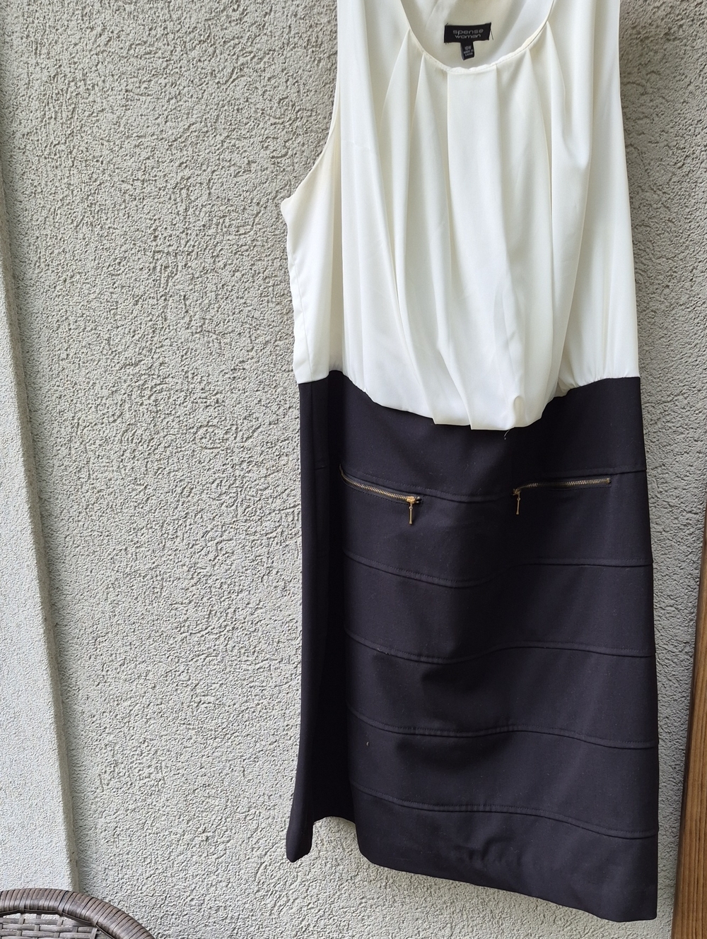 Spense Cream and Black Sleeveless Dress